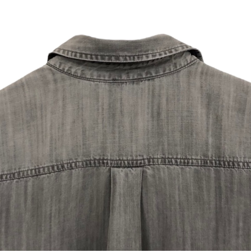 CHICO’s Half Placket Button-Down Shirt in Moonstone Size 0 (4-6) - Picture 8 of 13